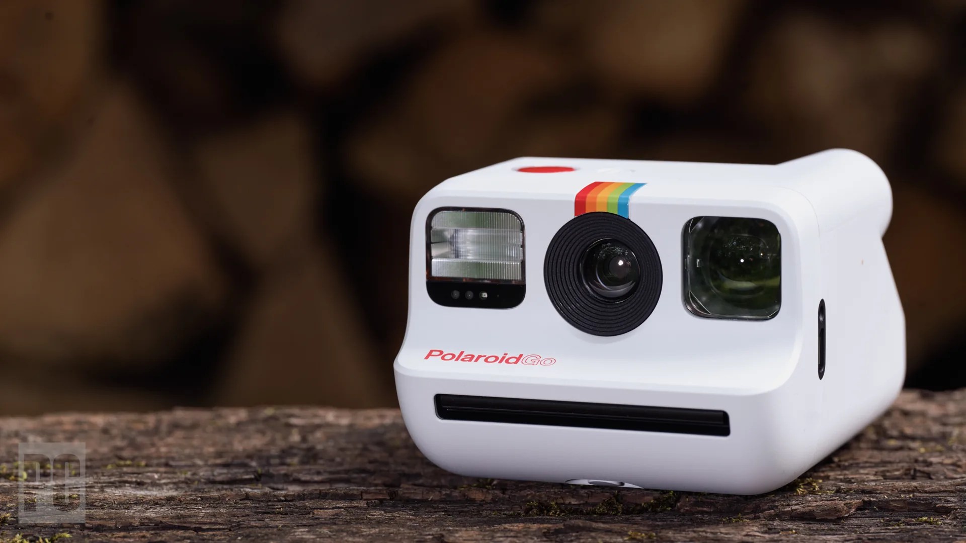 How To Use Polaroid Go: A Comprehensive Guide For Beginners